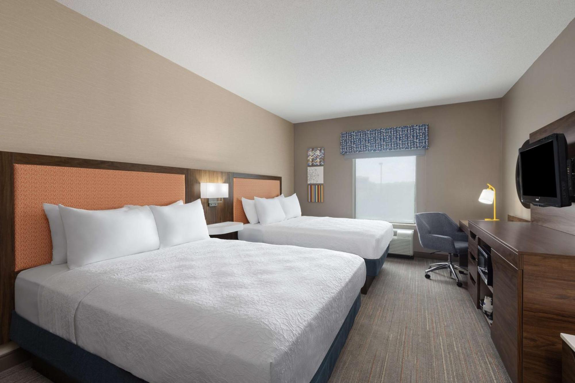 Hampton Inn & Suites Harrisburg Eksteriør bilde