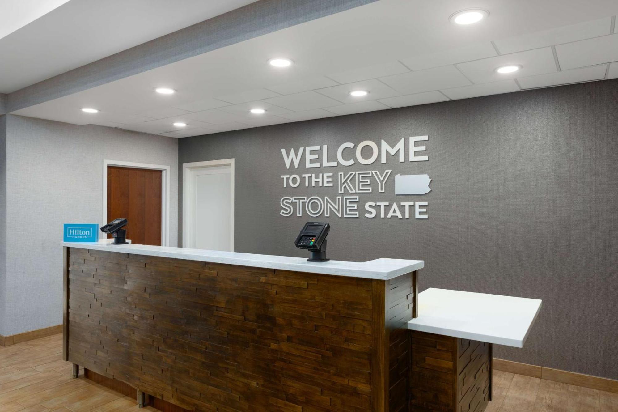 Hampton Inn & Suites Harrisburg Eksteriør bilde